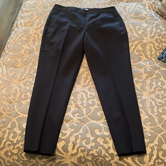 T Tahari Pants - T Tahari size 8 navy pants